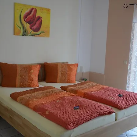 Pensjonat Gaestehaus Knaup Treis-Karden